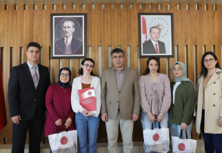 Rektör Aktekin’den En Çok Kitap Okuyan NEVÜ’lülere Ödül