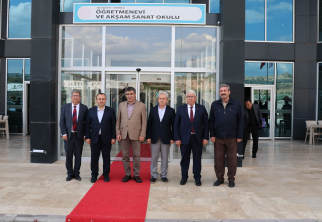  NEVÜ Rektörü Prof. Dr. Semih Aktekin Maarif 50 Çatısında 'Geleceği Uzaklarda Arama' Projesi Toplantısı’na Katıldı