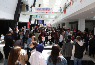 NEVÜ Ev Sahipliğinde Düzenlenen ‘Üniversite Tanıtım Fuarı’na Yoğun İlgi
