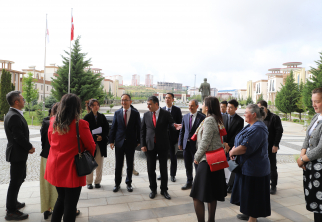 Çin Halk Cumhuriyeti Büyükelçisi Jiang Xuebin Rektör Aktekin'i Ziyaret Etti