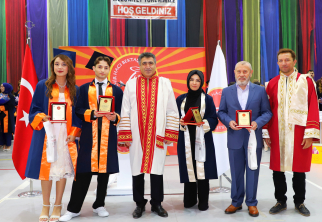 Rektör Aktekin Fen Edebiyat Fakültesi’nin 16. Mezuniyet Törenine Katıldı