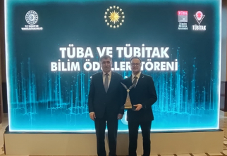 Rektör Aktekin TÜBİTAK Teşvik Ödülü Alan NEVÜ’lü Prof. Dr. Dedeoğlu’nu Tebrik Etti