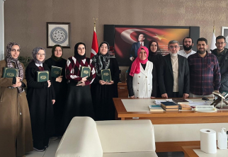 NEVÜ’de 40 Hadis Yarışmasında Dereceye Giren Öğrenciler Ödüllendirildi