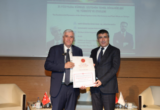 NEVÜ’de Küresel Sistemin Temel Dinamikleri ve Türkiye Ele Alındı