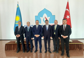 NEVÜ Rektörü Semih Aktekin Kazakistan’ın Türkistan Şehrinde “Hoca Ahmet Yesevî Yolunda Ahilik” Programına Katıldı