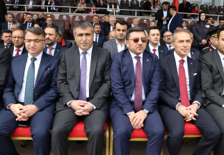 Rektör Aktekin "19 Mayıs Atatürk'ü Anma, Gençlik ve Spor Bayramı" Kutlama Programına Katıldı