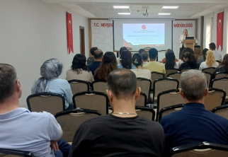 NEVÜ’den Aile ve Sosyal Hizmetler İl Müdürlüğü Personeline Bağımlılıkla Mücadele Semineri