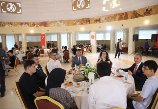 NEVÜ Rektörü Aktekin 2026 YKS’de İlk 10 Bine Giren Öğrencilerle Bir Araya Geldi